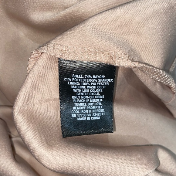 Maroon Halter Bodycon Dress - Picture 5 of 7